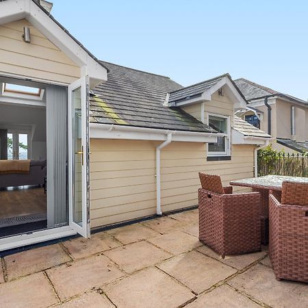 Stunning Sea View Whole Home In Torbay Close To Beach Торки Екстериор снимка