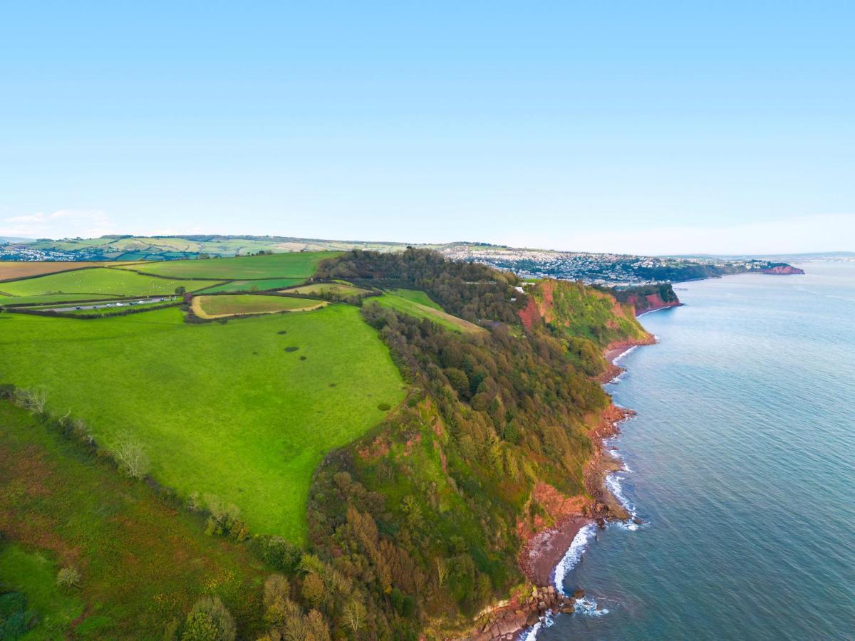 Stunning Sea View Whole Home In Torbay Close To Beach Торки Екстериор снимка